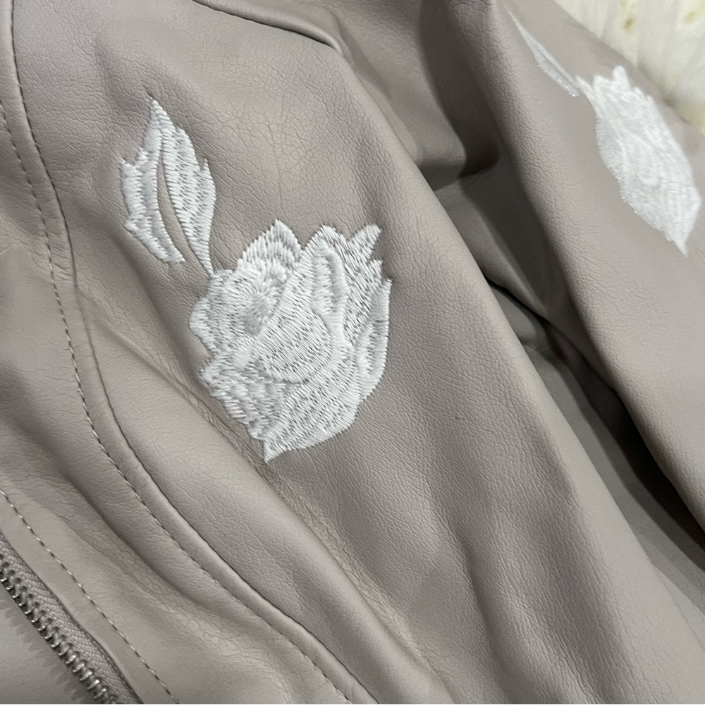 INC International Concepts Beige Floral Faux Leather Jacket - Picture 7 of 15